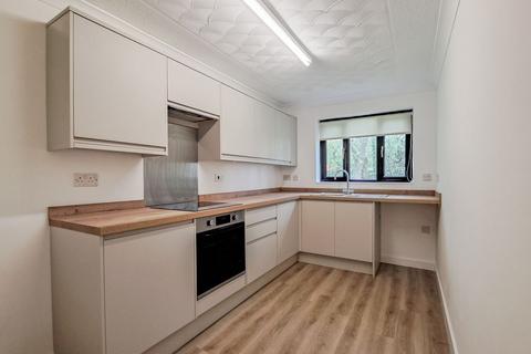 2 bedroom flat to rent, Roswell View, Ely, CB7
