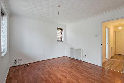 2 bedroom flat to rent, Roswell View, Ely, CB7