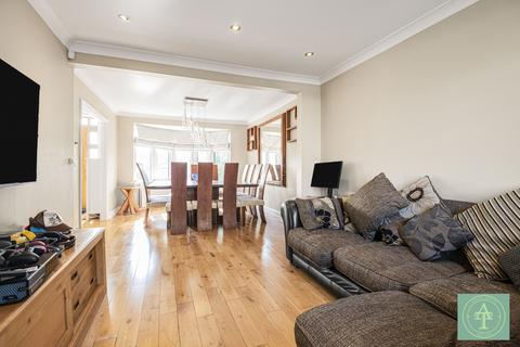 4 bedroom semi-detached house for sale, Linden Way, London, N14