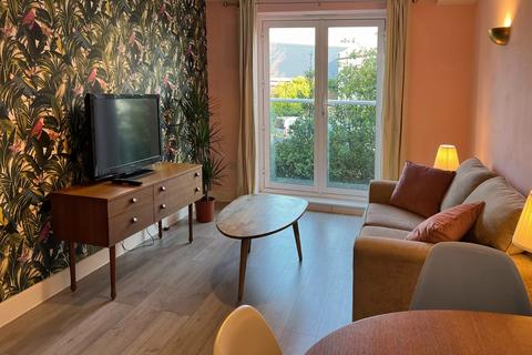 1 bedroom flat for sale, Trinity Square, Margate, CT9