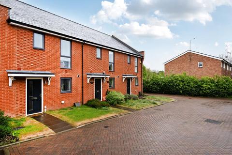 67 Nightingale Way, Reading, RG30 1FF