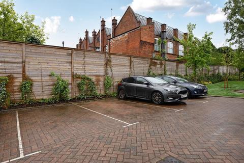 67 Nightingale Way, Reading, RG30 1FF