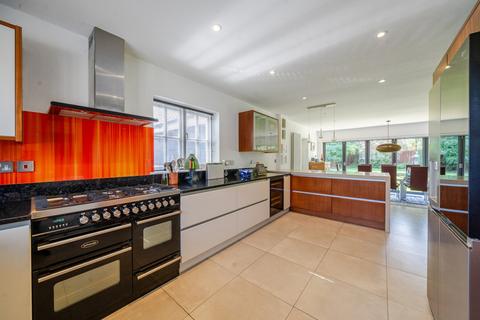 6 bedroom detached house for sale, Woodchester Park, Knotty Green, Beaconsfield, Buckinghamshire, HP9