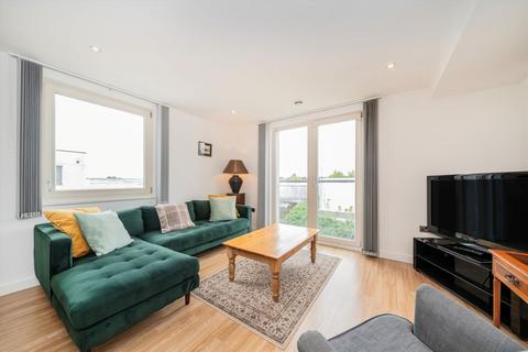 2 bedroom flat for sale, Garden Road, Richmond TW9