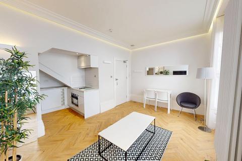 1 bedroom flat to rent, Oriental Place, Brighton, BN1