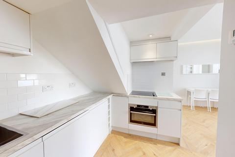 1 bedroom flat to rent, Oriental Place, Brighton, BN1
