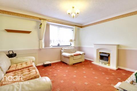 1 bedroom flat for sale, Gordon Place, Southend-On-Sea