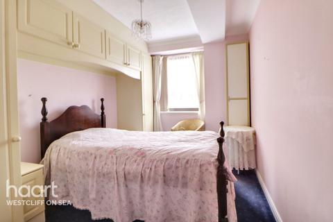 1 bedroom flat for sale, Gordon Place, Southend-On-Sea