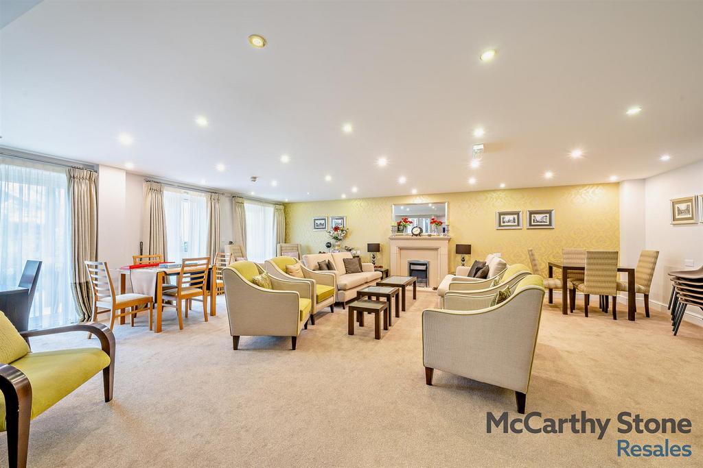 Homeowners Lounge