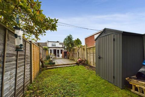undefined, London Road, Staines-Upon-Thames, Middlesex, TW18