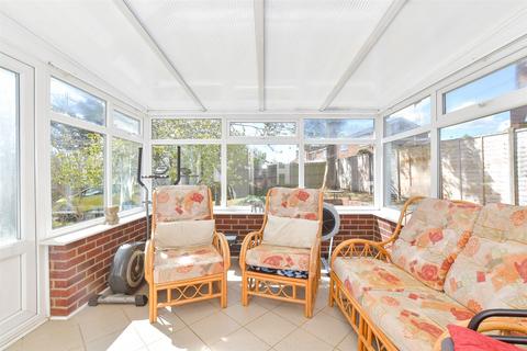 4 bedroom detached bungalow for sale, Green Lane, Waterlooville PO8