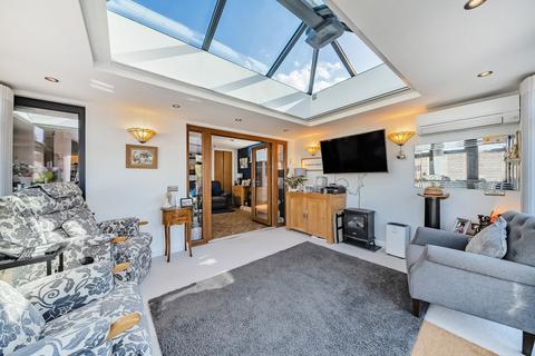 33 Keston Avenue, Coulsdon, CR5 1HP