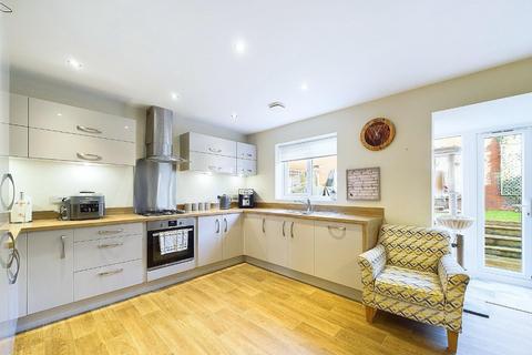 72 Bentley Bridge Road, Matlock, DE4 5PQ