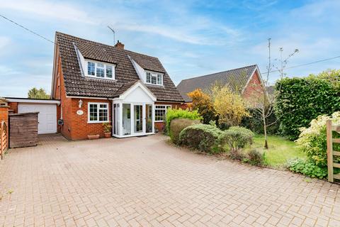 3 bedroom detached house for sale, The Street, Harleston IP20