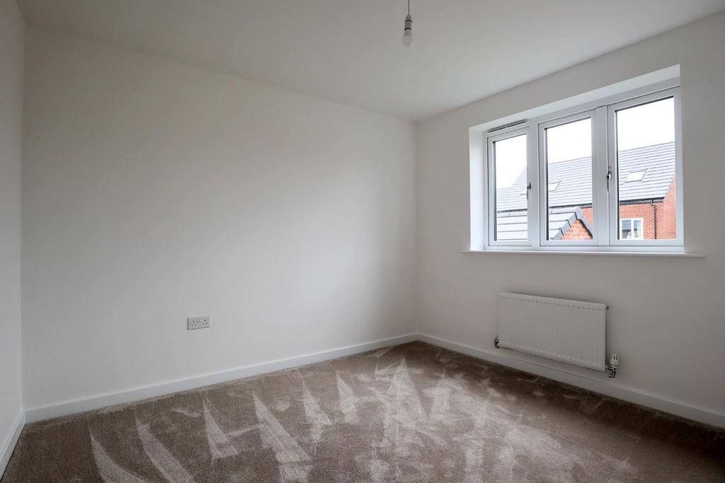 Bedroom 4.jpg