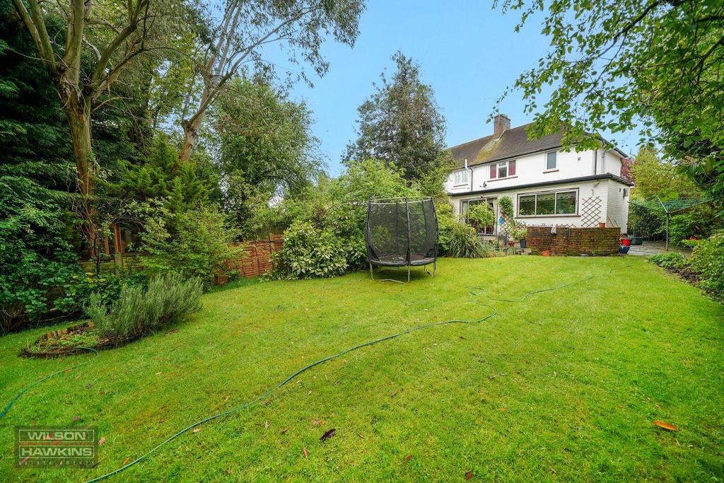 38 Latimer Gardens - AMVk Gu W9 VMJj GVGDAXk W.jpg