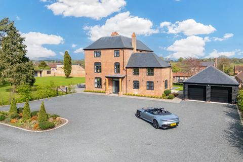 5 bedroom detached house for sale, Moseley Road Hallow, Worcestershire, WR2 6NL