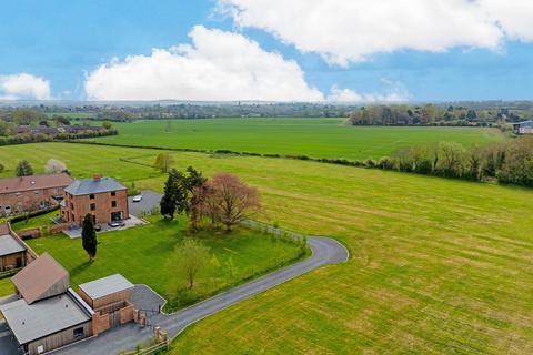 5 bedroom detached house for sale, Moseley Road Hallow, Worcestershire, WR2 6NL