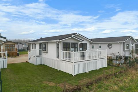 2 bedroom park home for sale, Yarwell Mill Country Park, Yarwell PE8