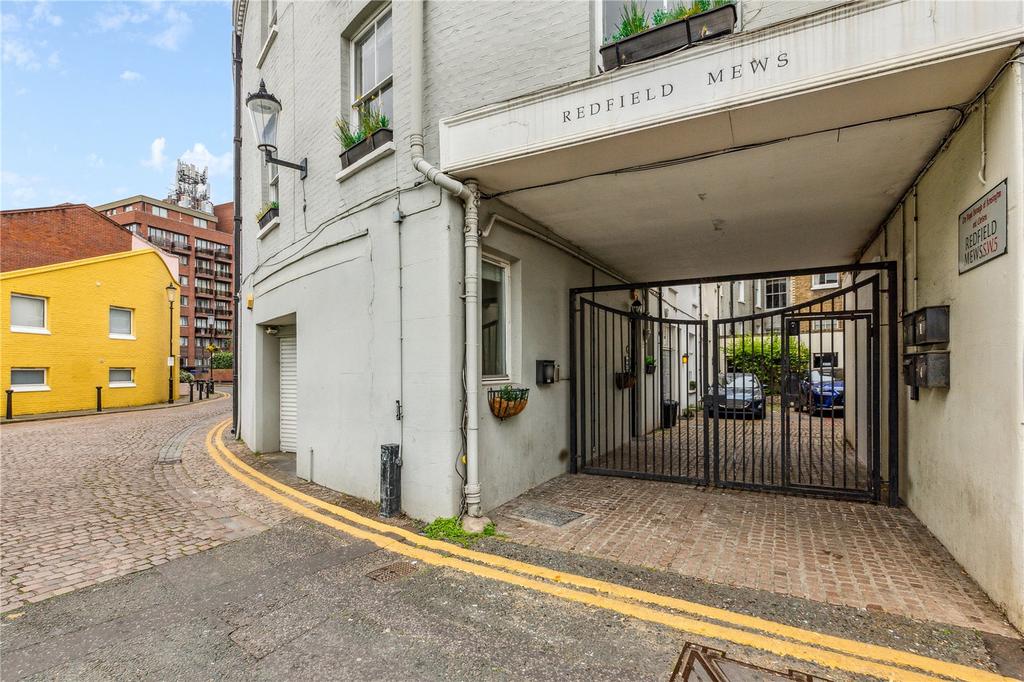 Redfield Mews