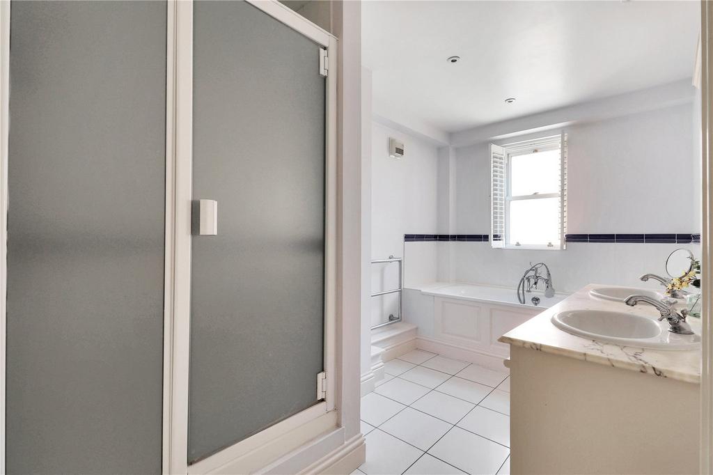 En Suite Shower Room