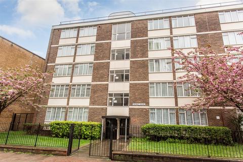 White Horse Lane, Stepney Green, E1