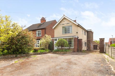 72 Burringham Road, Scunthorpe, DN17 2DE