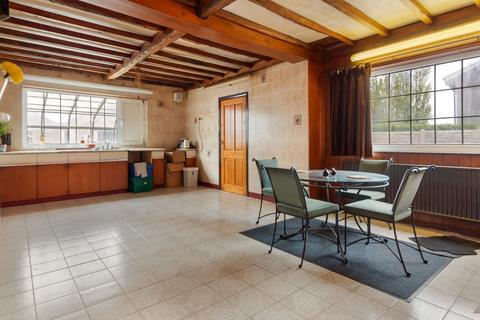 72 Burringham Road, Scunthorpe, DN17 2DE