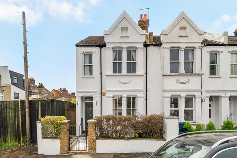 190 Effra Road, London, SW19 8QA