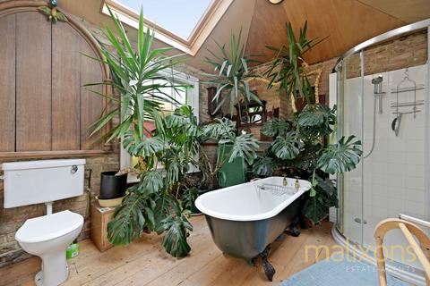 undefined, Somers Road, London SW2