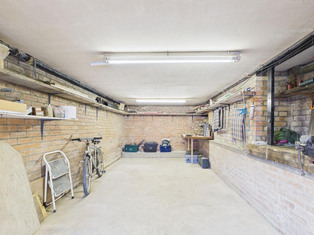 Rear of Garage/Workshop