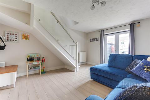 148 Challinor, Church Langley, Harlow, CM17 9XE