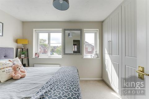 148 Challinor, Church Langley, Harlow, CM17 9XE