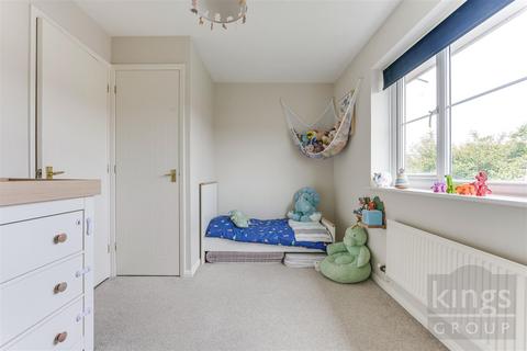 148 Challinor, Church Langley, Harlow, CM17 9XE