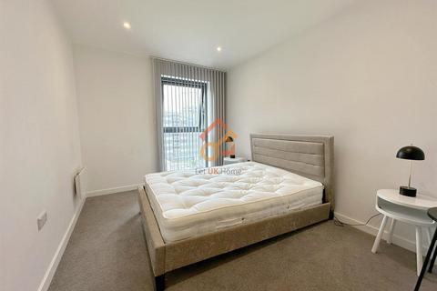 2 bedroom flat to rent, The Axium, 40 Windmill Street, Birmingham B1