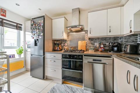 5 Kings Reach, Slough, SL3 7QE