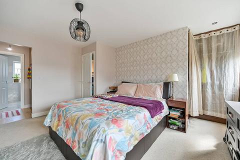 5 Kings Reach, Slough, SL3 7QE