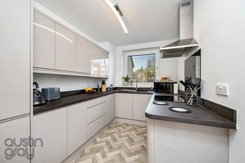 2 bedroom flat for sale, Dyke Road, Brighton