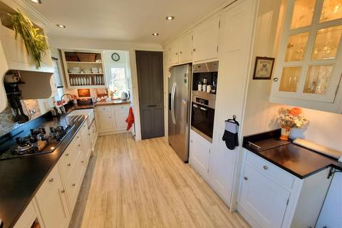 3 bedroom detached bungalow for sale, Navarino, North Petherwin