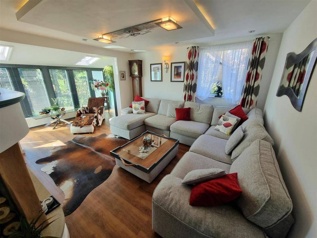 Sitting room.jpg