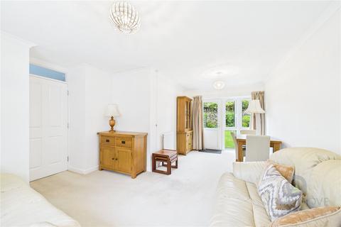 2 bedroom bungalow for sale, Pond Farm Close, Northampton NN5