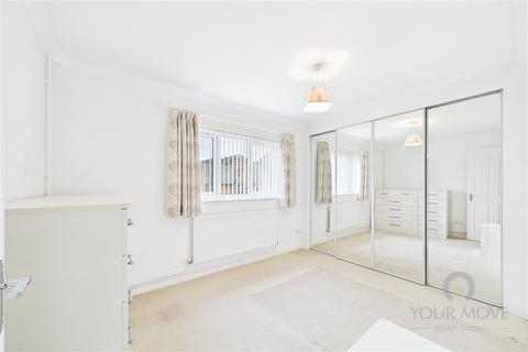 2 bedroom bungalow for sale, Pond Farm Close, Northampton NN5