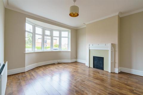 2 bedroom flat to rent, Cornel Road, High Heaton, NE7