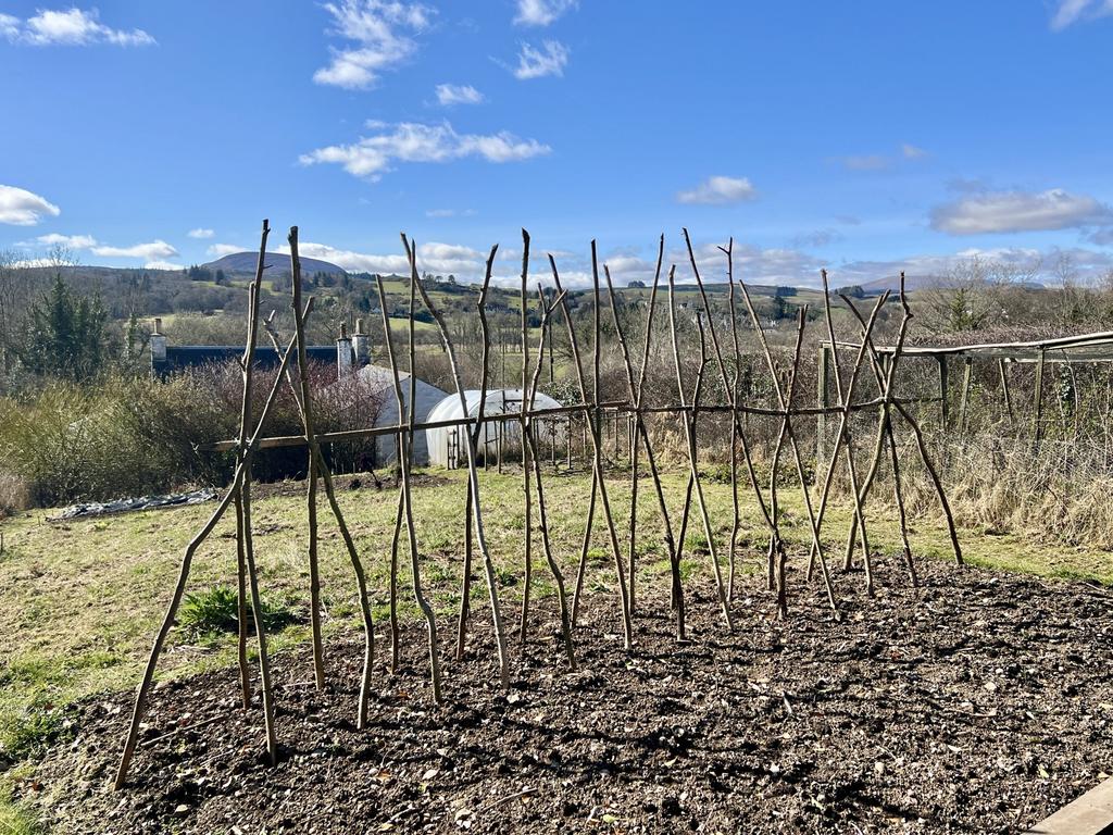 Mavis Grove, Balmaclellan, Castle Douglas - Willia
