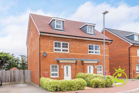 4 bedroom townhouse for sale, Abraham Drive, Poole BH15