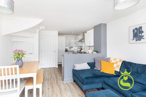 4 bedroom townhouse for sale, Abraham Drive, Poole BH15
