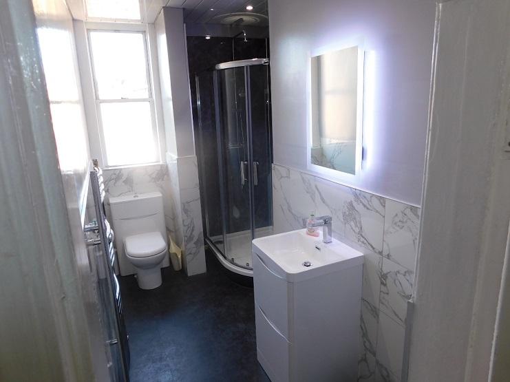 5304-20210630080951-Salisbury-Road-2