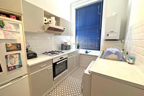 2 bedroom flat for sale, Preston Park Avenue, Brighton BN1
