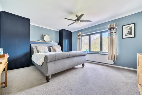 Longdene Farnham Road, Sleaford, Bordon, GU35 0QP