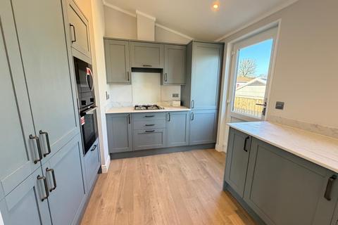 undefined, Kings Langley, Hertfordshire, WD4